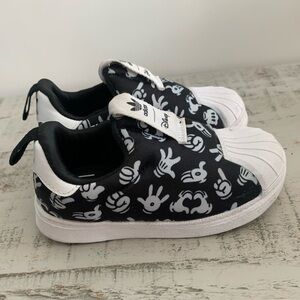 ADIDAS Toddler Disney tennis shoes!!